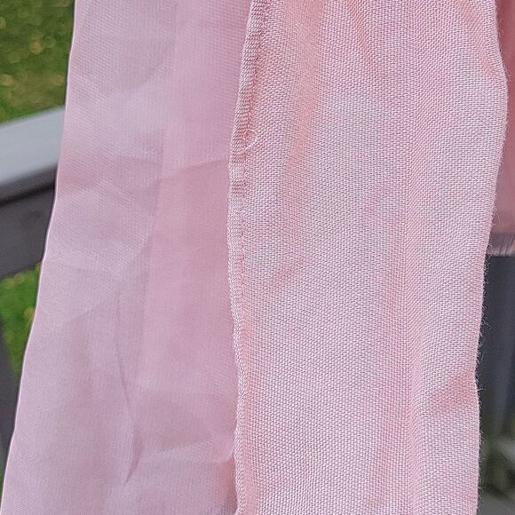 Lauren Conrad NWT pink scarf - Picture 2 of 4